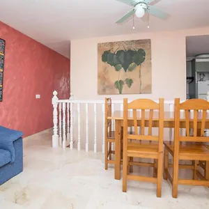 Arenas Pool Apartamento